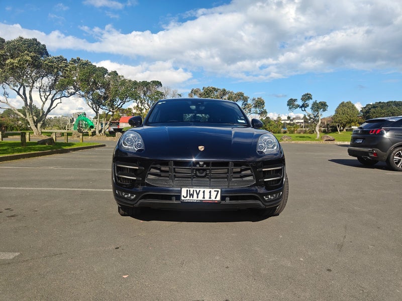 2016 Porsche Macan Turbo63613204850817111