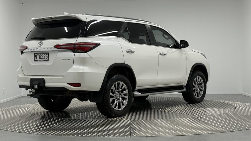 2021 Toyota Fortuner Limited 2.8DT 4WD63623664213891112