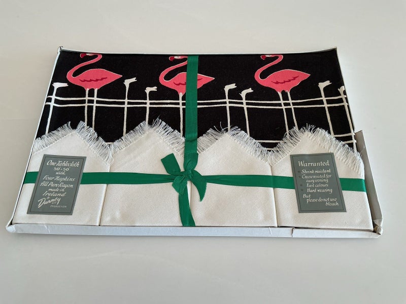 Gorgeous 1950s boxed Tablecloth and napkins with pink flamingos Carousel 1