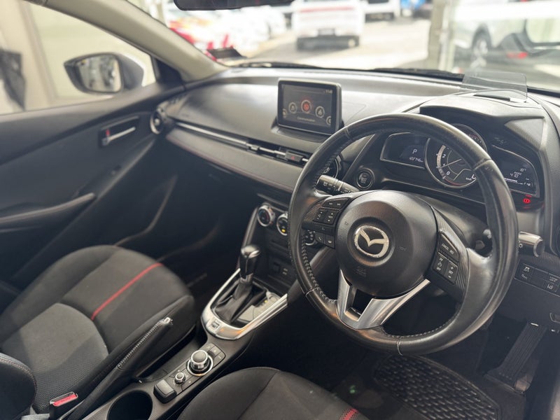 2015 Mazda 2 Ltd 1.5P/6At/Ha/5Dr63613205880705111