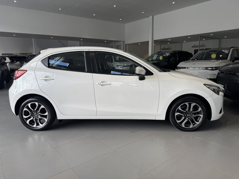 2015 Mazda 2 Ltd 1.5P/6At/Ha/5Dr63613205880705112