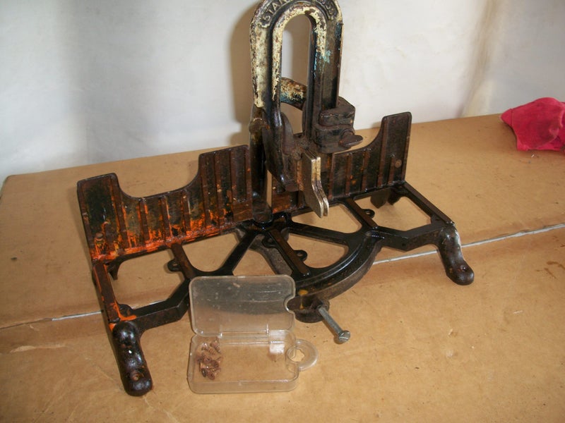 Stanley #150 antique mitre box Carousel 1