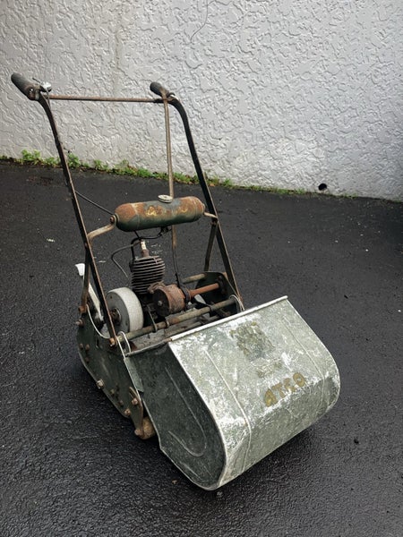 Atco vintage self propelled motor mower Carousel 2