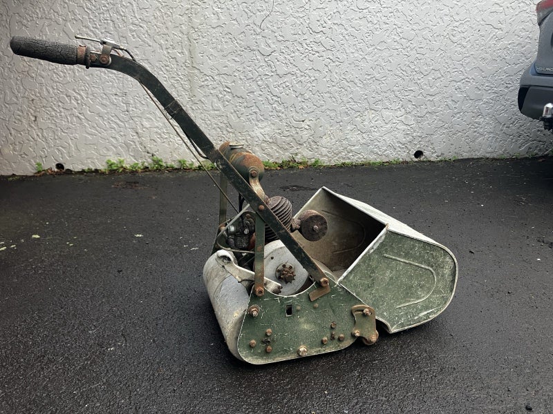 Atco vintage self propelled motor mower Carousel 1