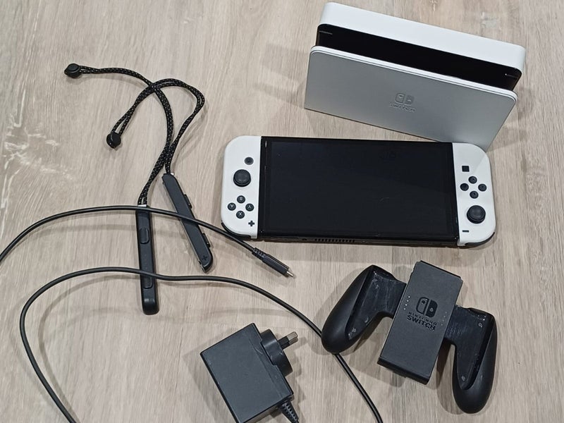 Nintendo Switch Oled Carousel 1