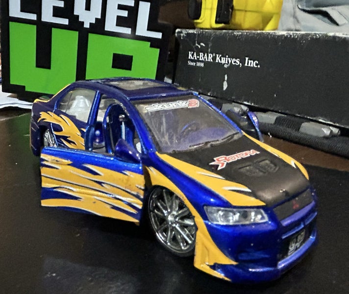 Mitsubishi Lancer Evolution VII 1:32 scale Jada Model Carousel 1