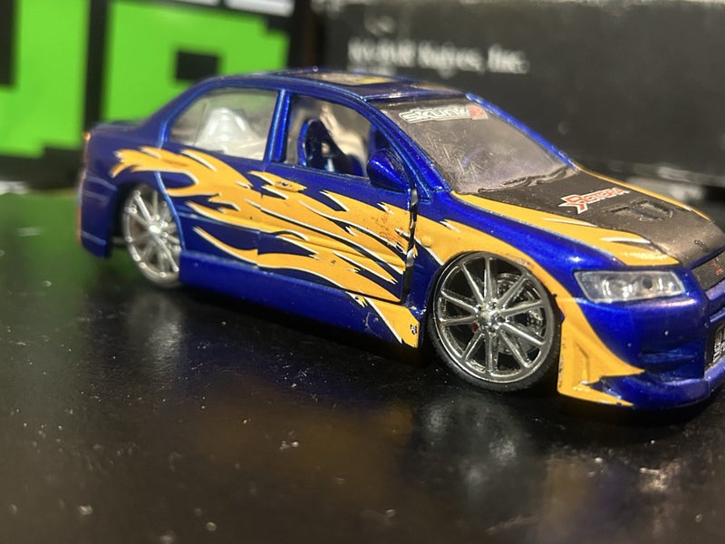 Mitsubishi Lancer Evolution VII 1:32 scale Jada Model Carousel 2