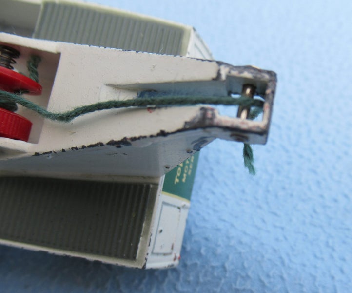 Dinky toys Motorway Service Crash Truck Carousel 16