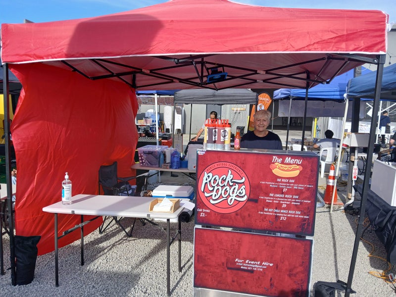 MOBILE HOT-DOG CART Carousel 1