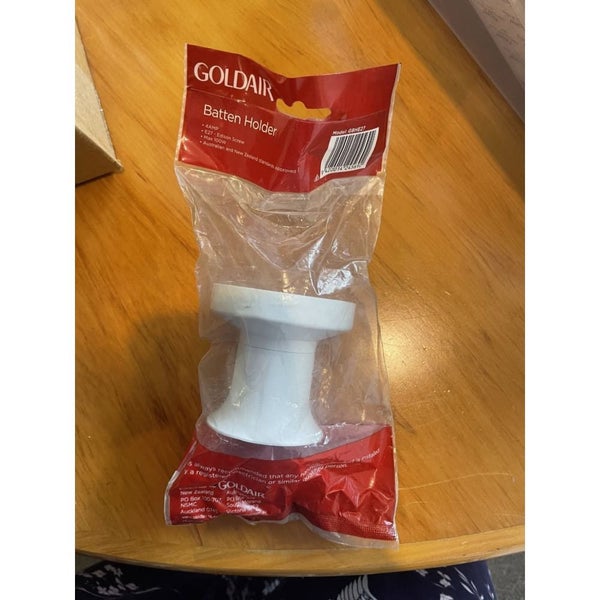 Goldair E27 Batten Holder 4 AMP Carousel 3