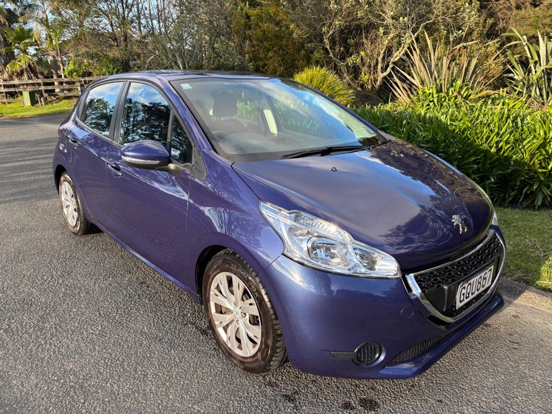 2012 Peugeot 208 Active63613212773251111