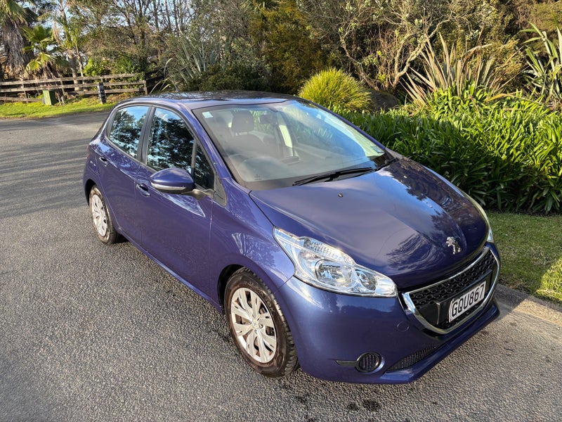 2012 Peugeot 208 Active63613212773251112