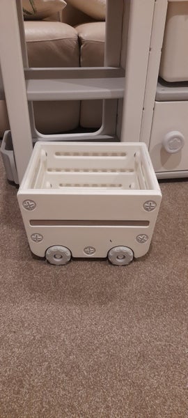 Childs Fun Storage and Play Unit Carousel 7