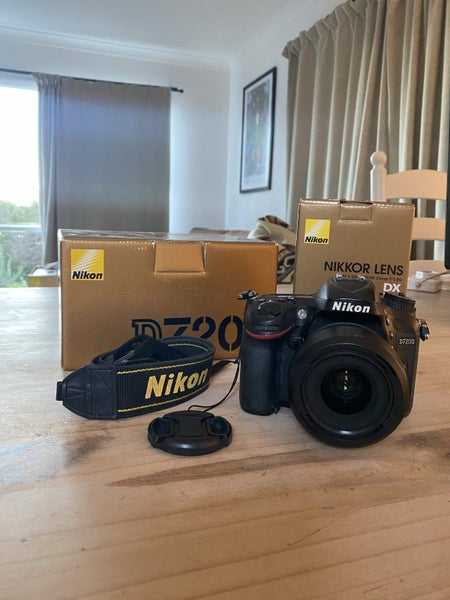 Nikon camera D7200 + Nikkor lens 35mm f/1.8G DX + 2x SanDisk 64GB Cards63616210360065111