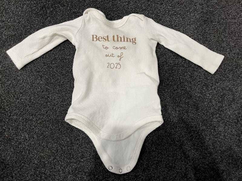 Gorgeous Cotton on Baby Organic Bodysuit 0-3m As New Carousel 1