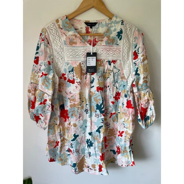 Zafina Size 10 Floral Top Carousel 1