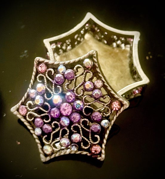 Trinket/Jewellery Holder Carousel 1