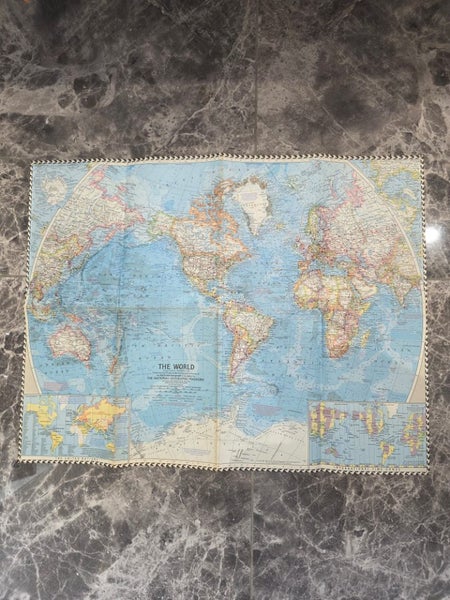Vintage 1960 National Geographic Society Map of The World Carousel 2