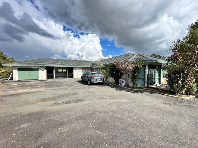 Image 1 of 40
