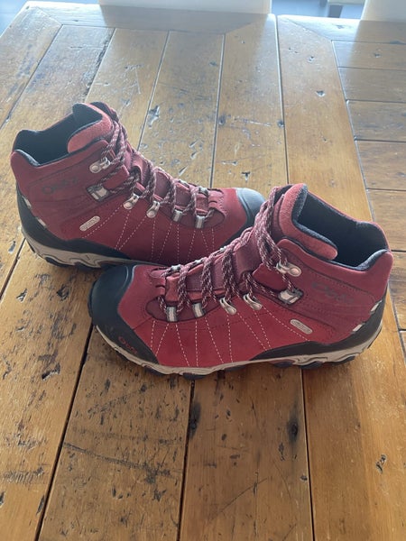 Womans Oboz Hiking Boots Carousel 2