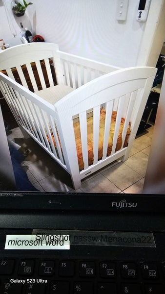 baby cot Carousel 1