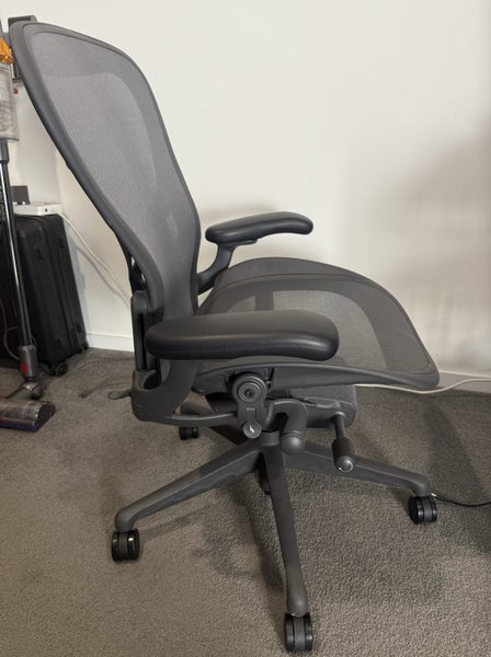 Herman Miller Aeron 2025 Carousel 2