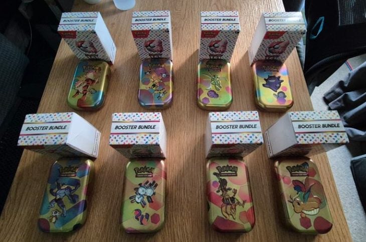 Pokémon 151 Collectors Starter Set Carousel 1