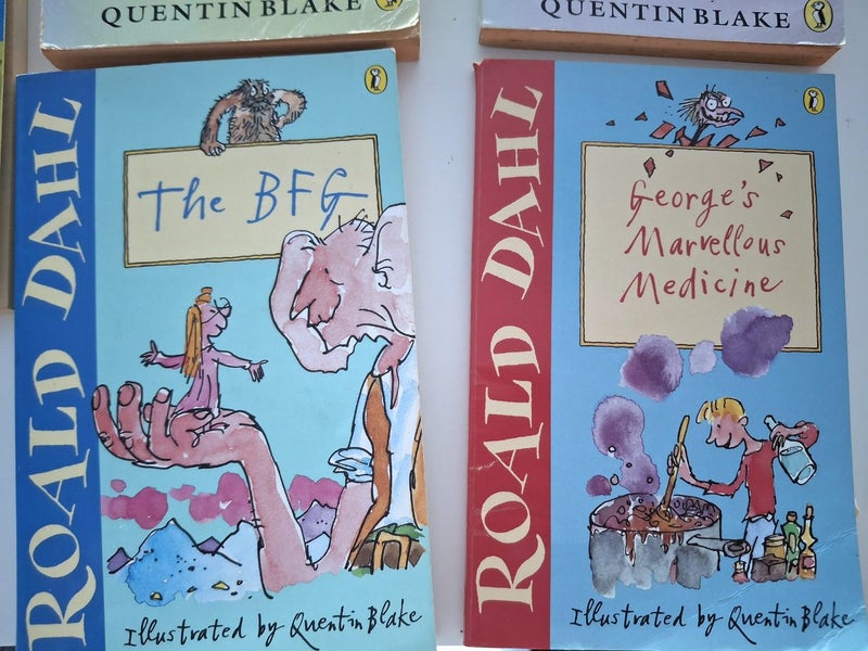 Roald Dahl Book lot of 7 Carousel 2
