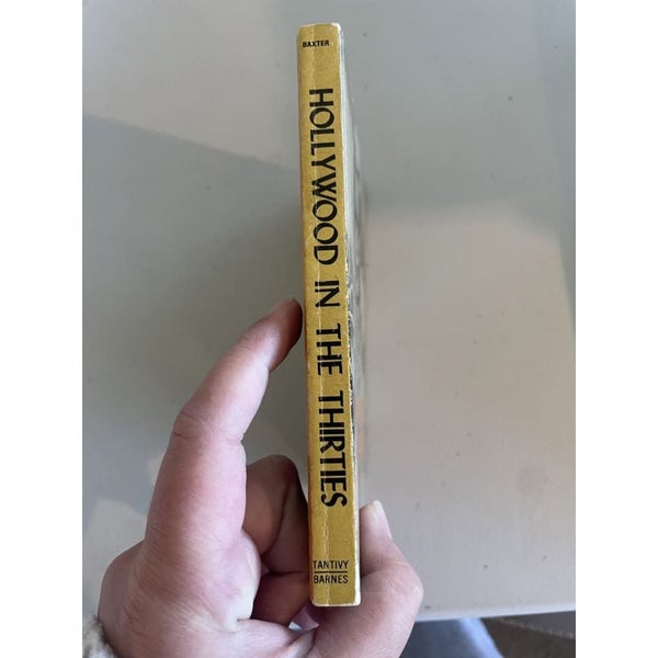 Hollywood in the Thirties - John Baxter Carousel 7