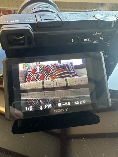 Sony a6400 with Viltrox 20mm f2.863616344082690112