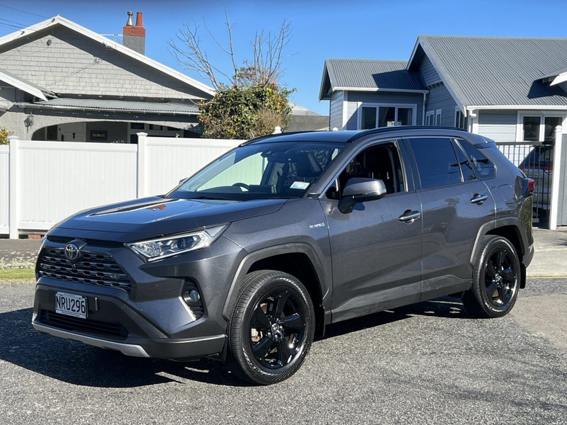 2021 Toyota RAV4 Limited63613208946817111