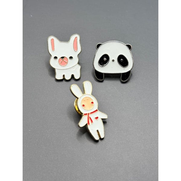 3x Adorable Animal Enamel Pin Set Carousel 1