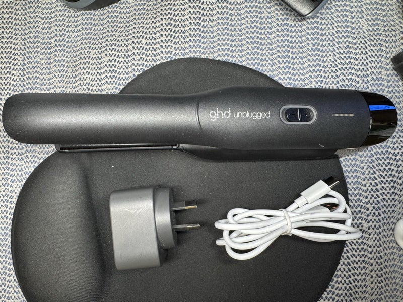 GHD Unplugged Cordless Hair Straightener Carousel 1