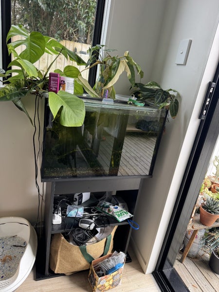 Fish tank with stand Carousel 1
