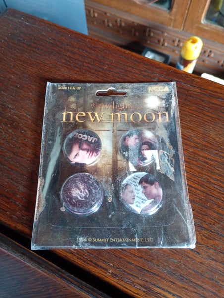 TWILIGHT PENS AND BADGES [ NEW ' Carousel 2