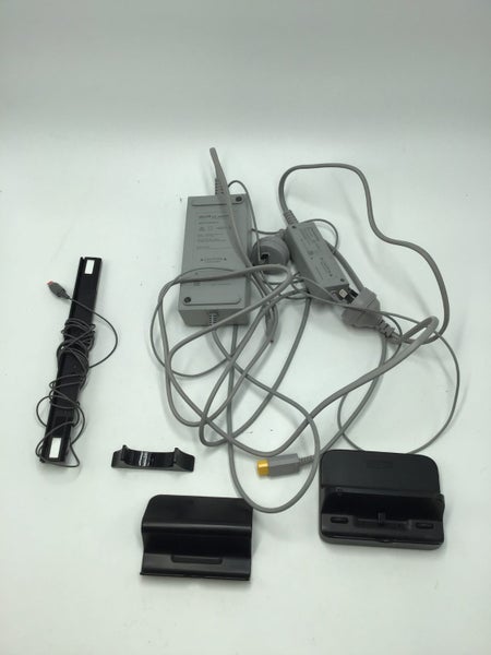 * 32GB Black Nintendo Wii U Console & Gamepad w/ Cables! * Carousel 4
