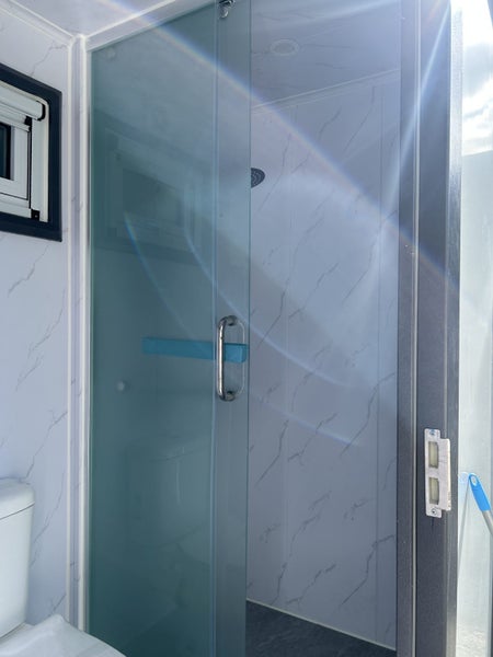 New Deluxe Portable Shower & Toilet Unit Carousel 14