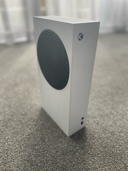 XBox Series S - like new Carousel 2