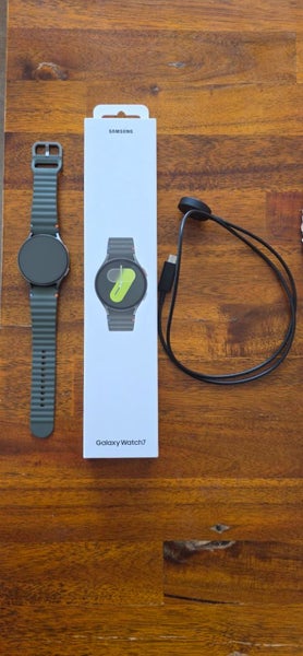 Samsung Galaxy Watch7 Carousel 1