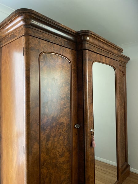 Antique Victorian Wardrobe walnut and maple Carousel 6