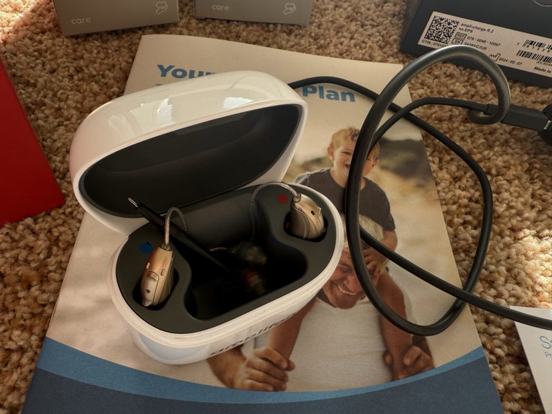 Hearing Aids - Bay Audiology Amplifon Carousel 1