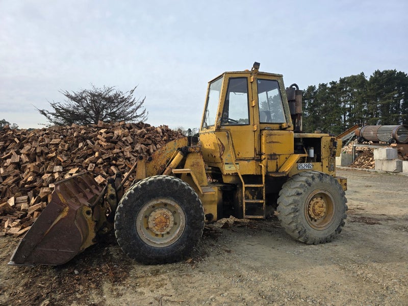 Cat 920 feild chief Carousel 1