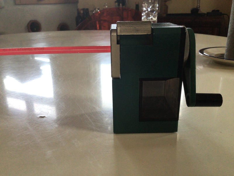 Faber- Casttell pencil sharpener Carousel 2