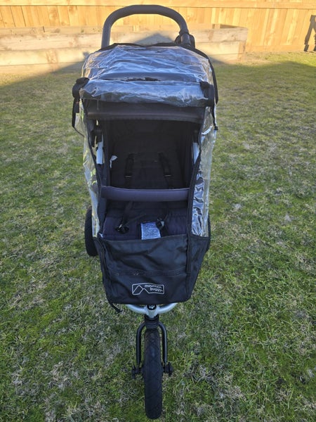 Mountain Buggy Swift Carousel 2