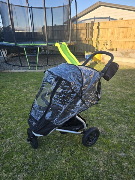 Mountain Buggy Swift Carousel 7