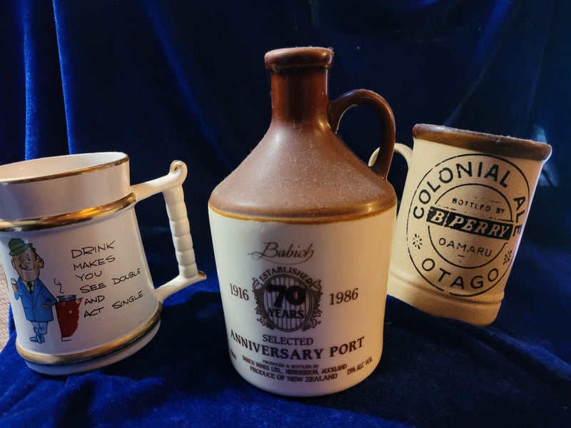 jugs mugs Carousel 1