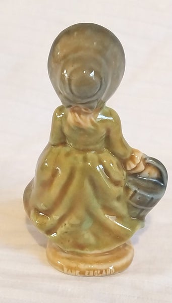 1972 Wade whimsies Jill - Large size Carousel 2
