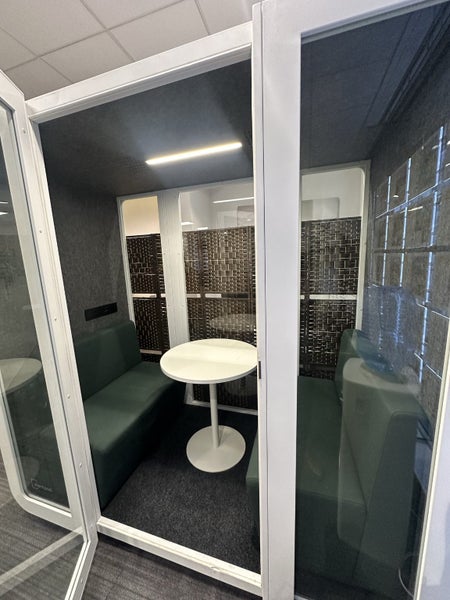 4 person Silent office POD Carousel 2