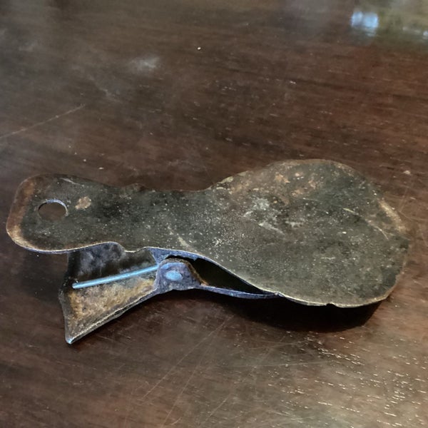Vintage Metal Hand Paper Clip. Carousel 5