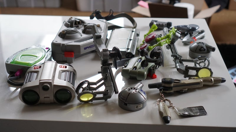 Spy Gear Toys Bundle – Tracker, Gadgets, Motion Sensors & More (Wild Planet) Carousel 2